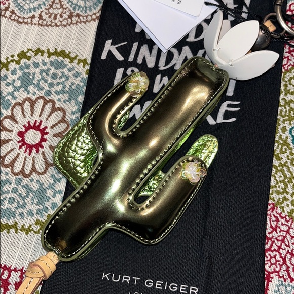 Kurt Geiger NWT! Cactus Keychain - Picture 5 of 10